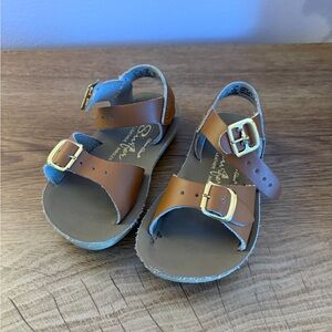 Classic Tan Kids Sandals with Buckle Straps